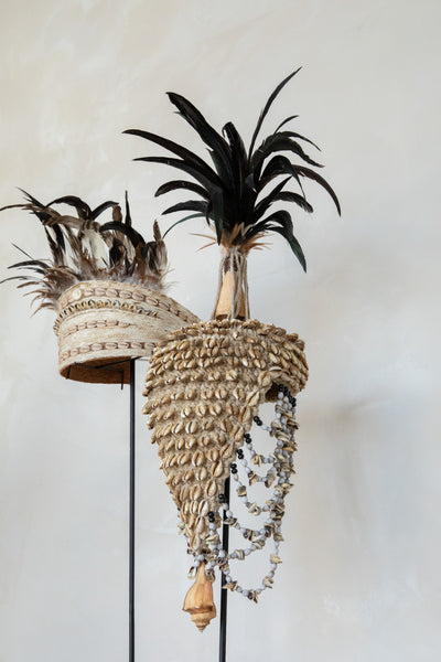 THE SHELL HAT ON STAND BAZAR BIZAR